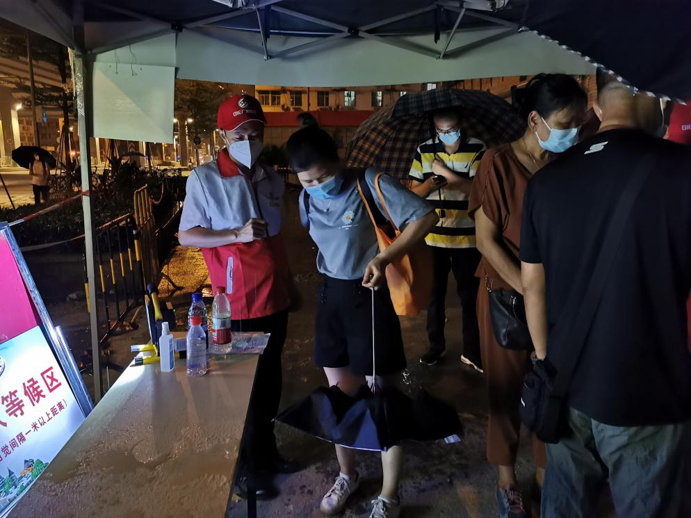 黨員先鋒奮戰(zhàn)一線|廣州電纜“黨旗紅”助力守護(hù)“穗康綠”