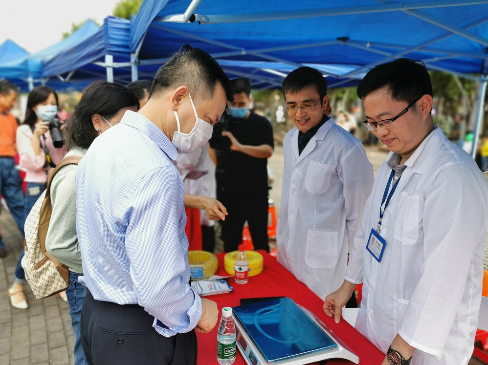 廣東省市場監(jiān)管局?jǐn)y手廣州電纜進(jìn)鄉(xiāng)鎮(zhèn)宣傳線纜質(zhì)量安全