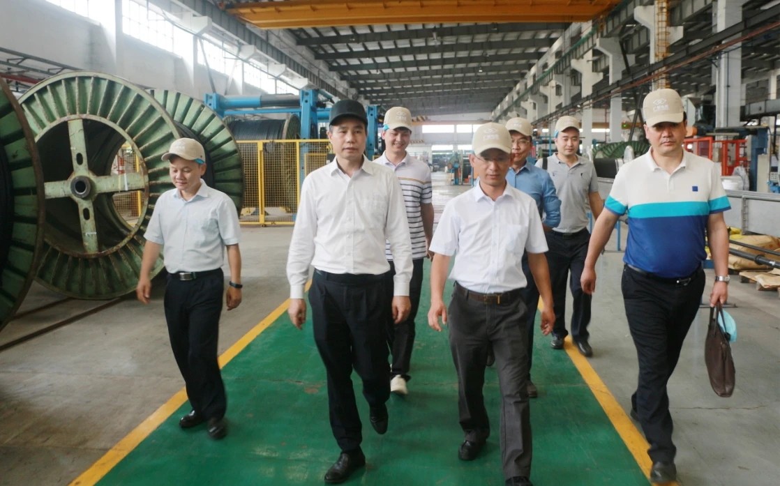 貴州省畢節(jié)市人民政府副市長丹彤一行蒞臨廣州電纜公司考察交流