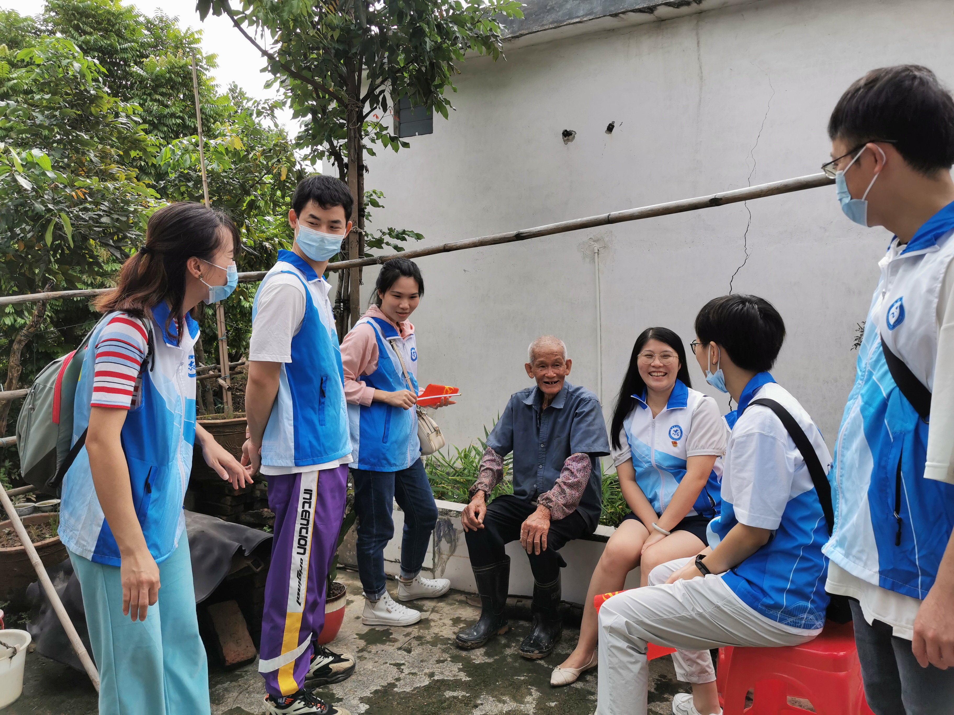 廣州電纜公司團委開展“青年學(xué)史辦實事 重陽敬老暖人心 --我們的節(jié)日·重陽”敬老活動