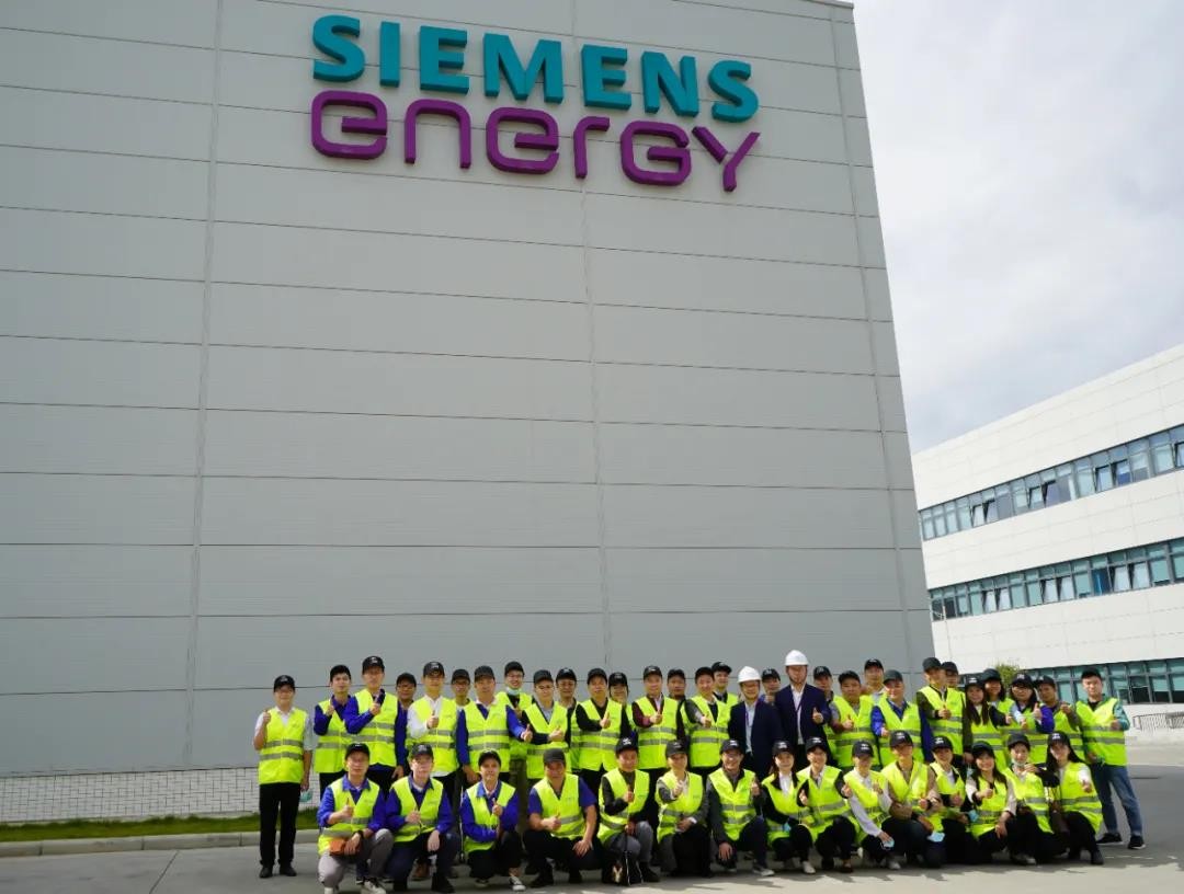 廣州電纜組織員工赴廣州西門子變壓器有限公司交流學(xué)習(xí)