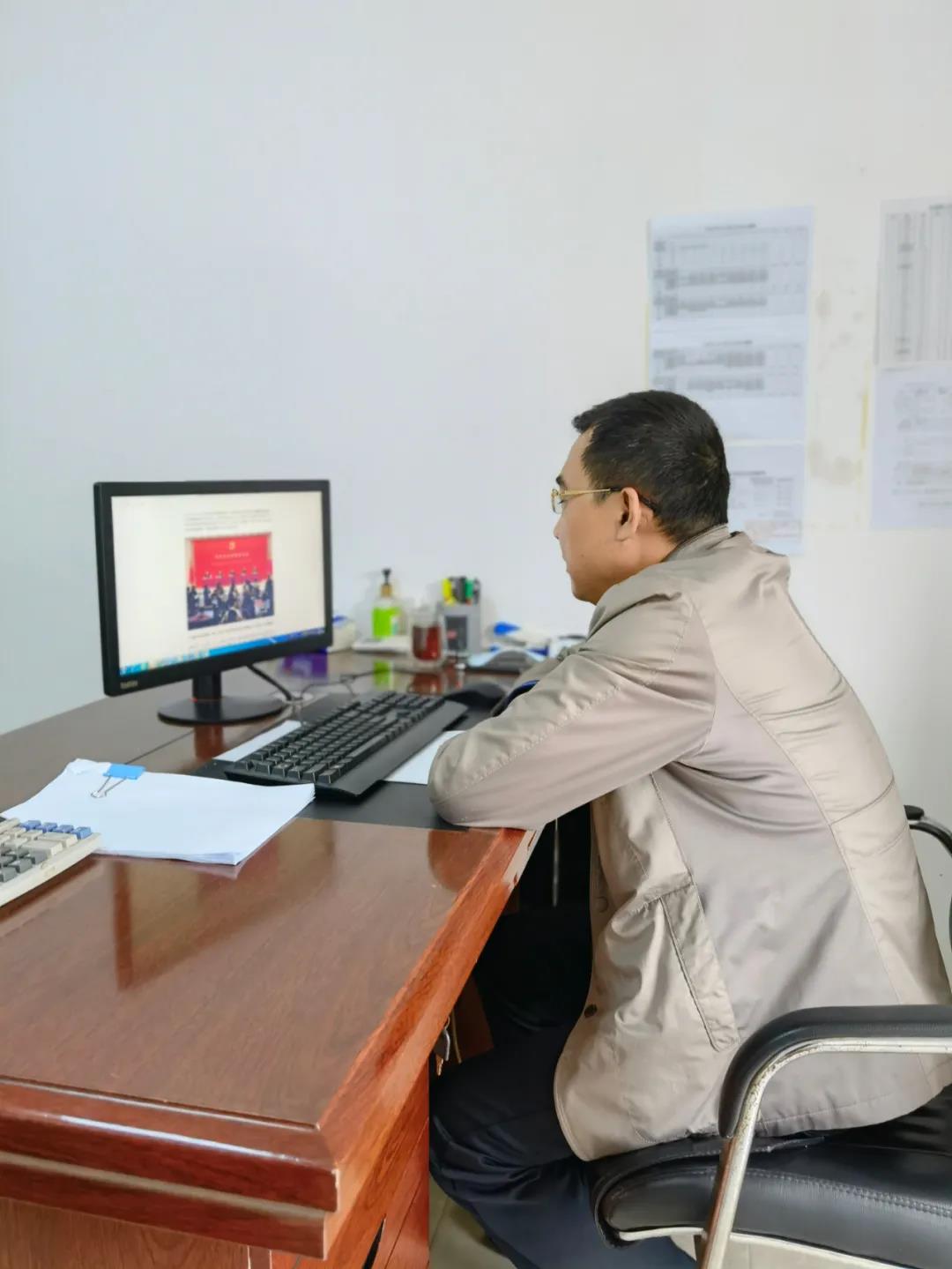 廣州電纜公司各黨組織認(rèn)真學(xué)習(xí)貫徹 黨的十九屆六中全會精神