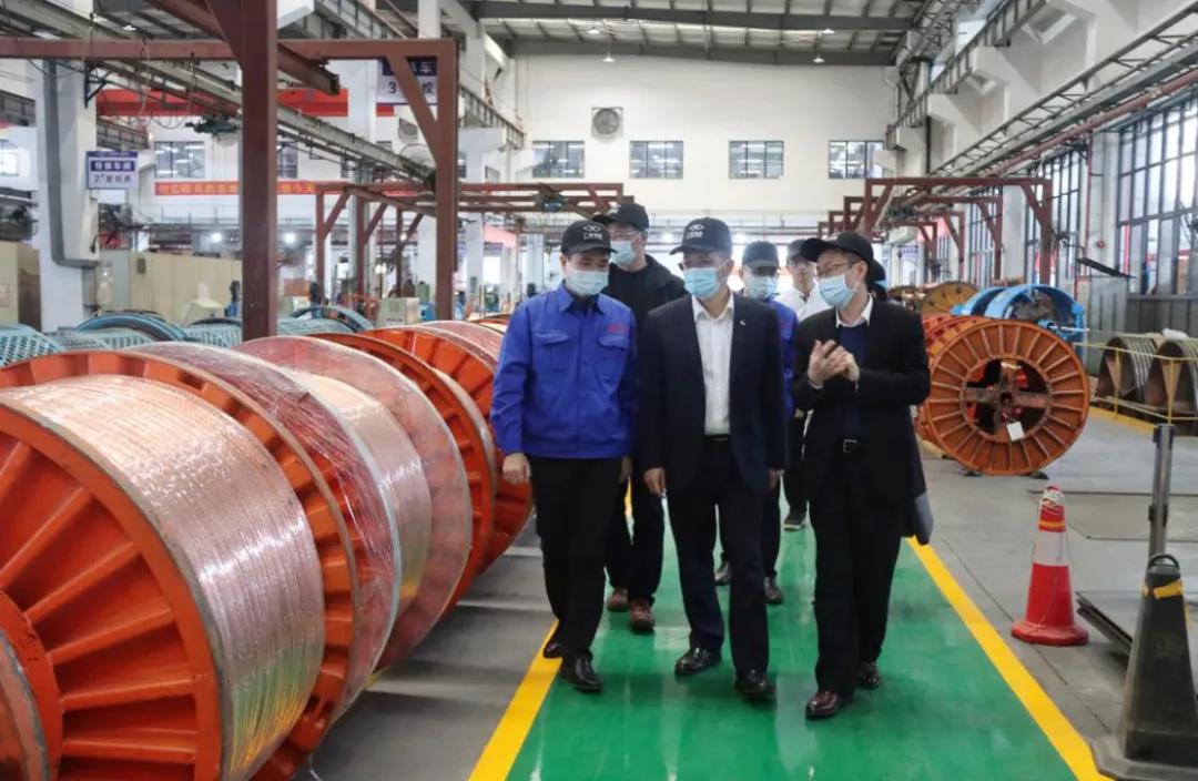 集團黨委委員、副總經(jīng)理謝勇到廣州電纜公司調(diào)研